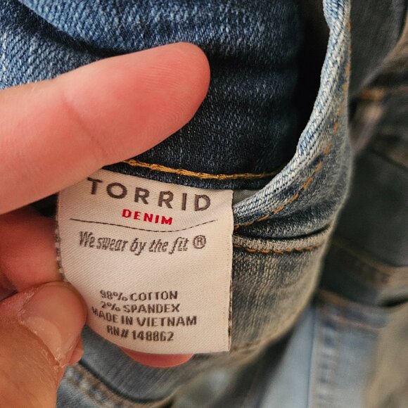 Women's Shortalls - Picture 2 of 4